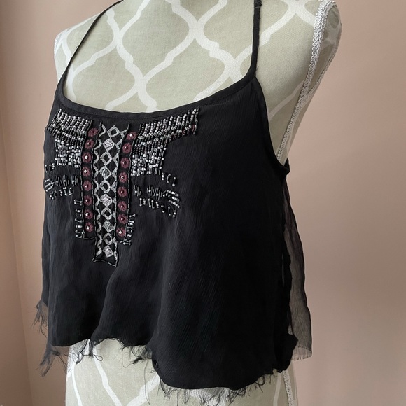 Crop American Eagle black beaded neck detail - Picture 2 of 6